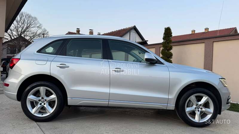 Audi Q5 2.0TDI/LED/NAV/F.U.L