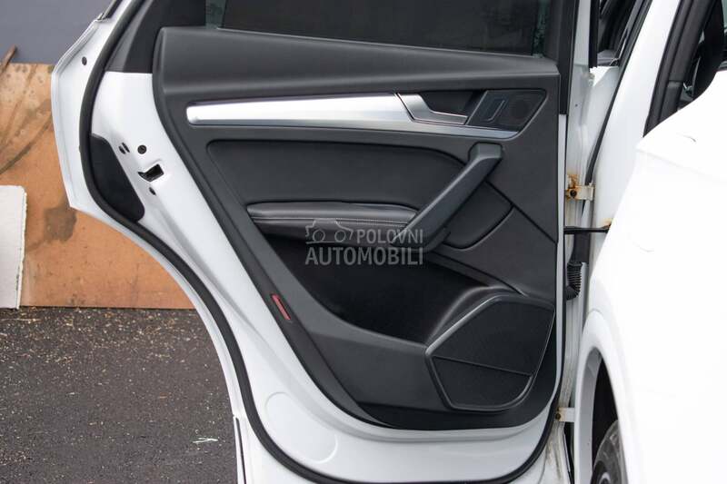 Audi Q5 SPORTBACK RATA 399E