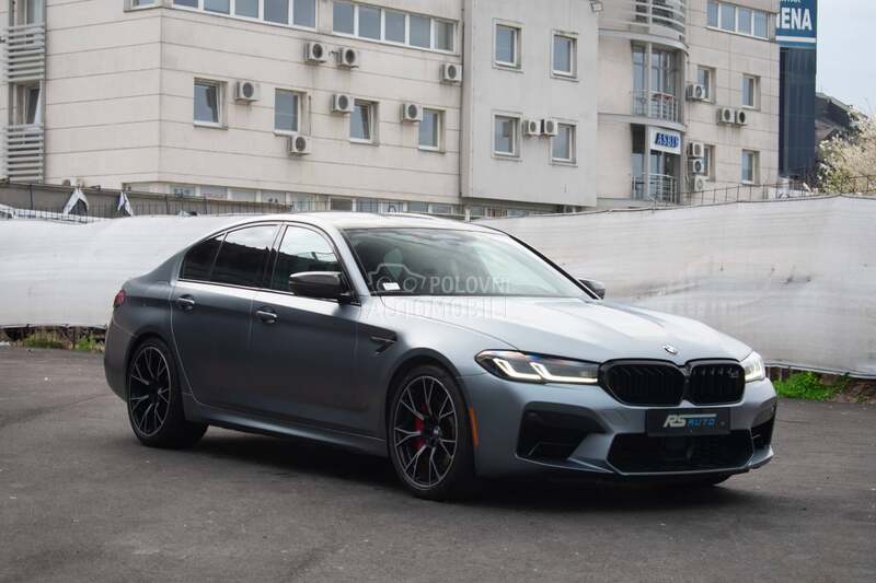 BMW M5 
