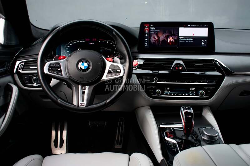BMW M5 