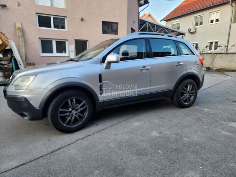 Opel Antara 