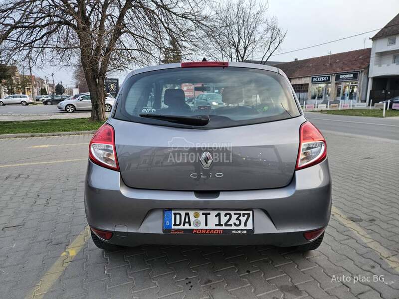 Renault Clio 1.2 16v EXPRESSION