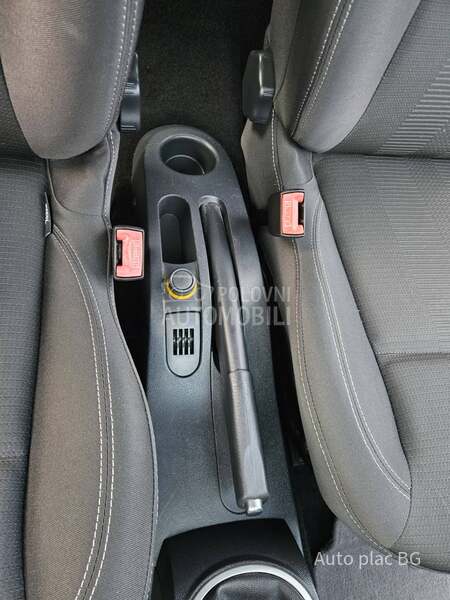 Renault Clio 1.2 16v EXPRESSION