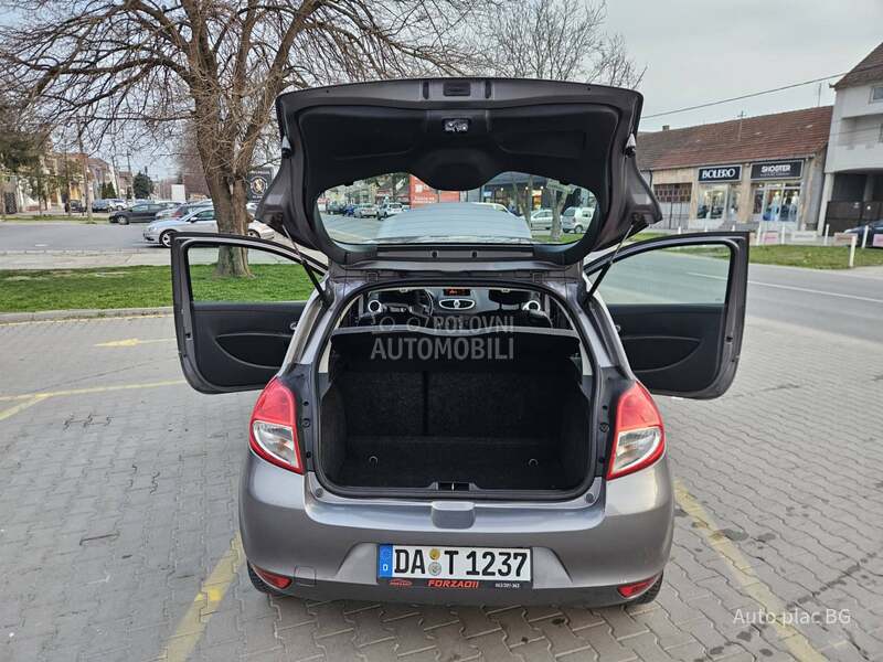 Renault Clio 1.2 16v EXPRESSION