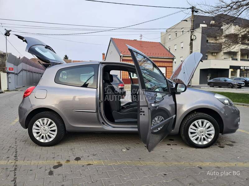 Renault Clio 1.2 16v EXPRESSION