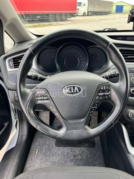 Kia pro_cee`d 