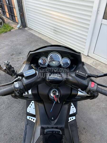 Yamaha T max