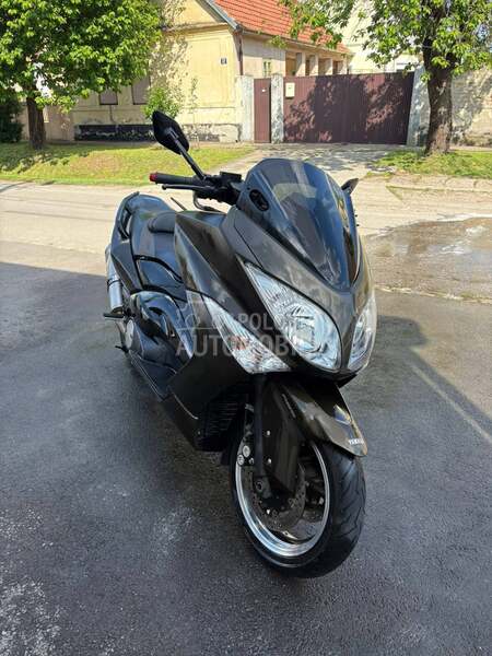 Yamaha T max