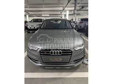 Audi S6 