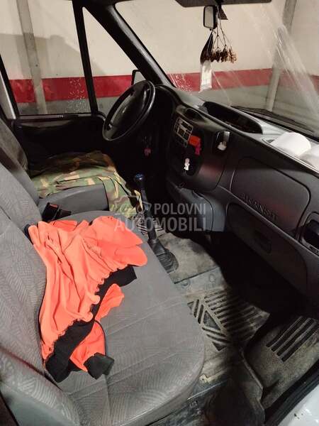 Ford Transit 2.5