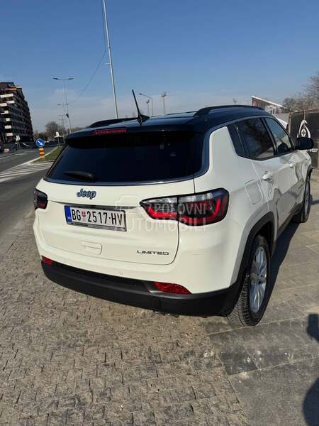 Jeep Compass 1332