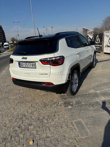 Jeep Compass 1332