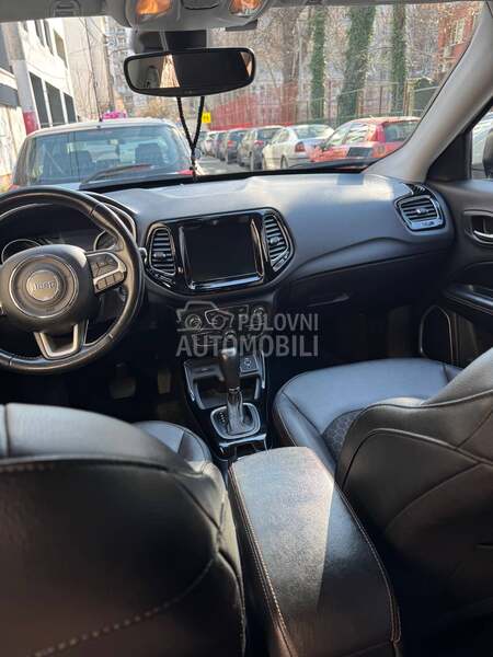 Jeep Compass 1332