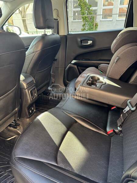 Jeep Compass 1332