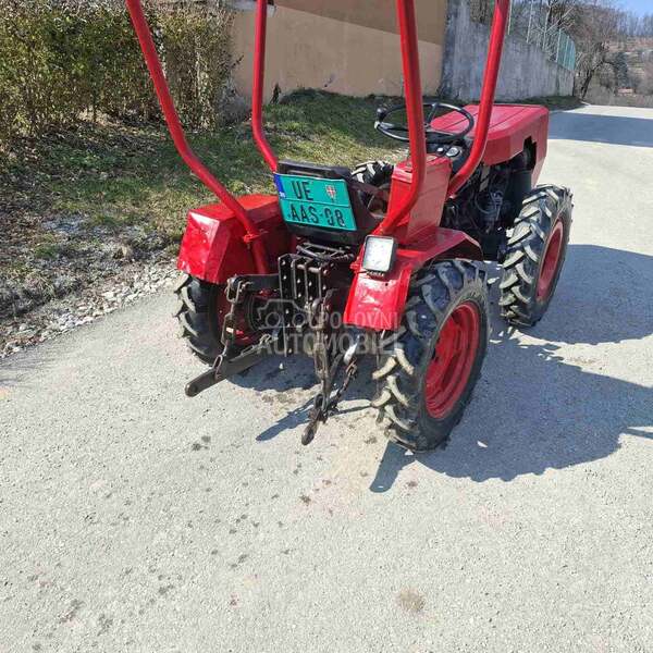 Tomo Vinković 821 sa tarupom i prik