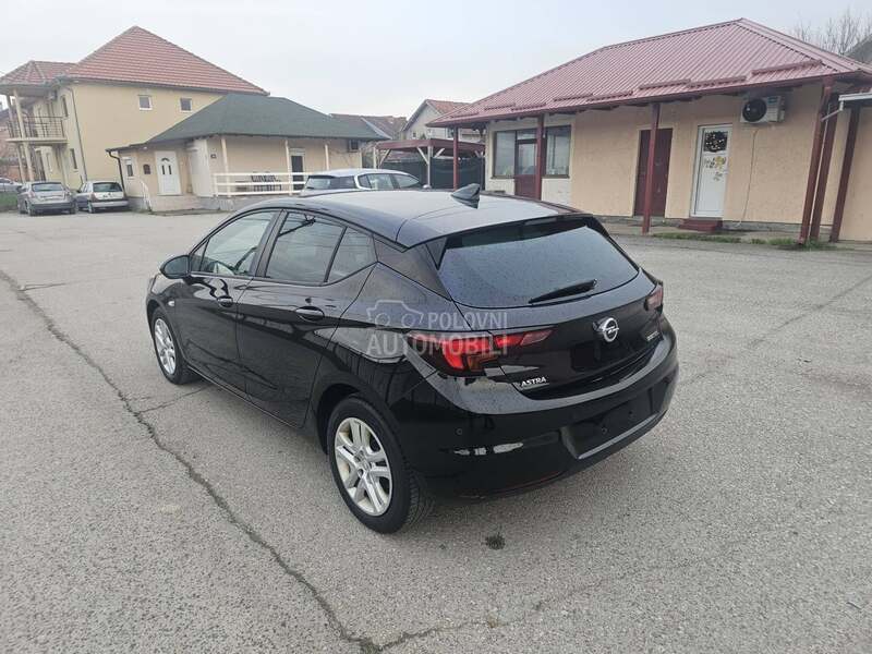 Opel Astra K 1.0