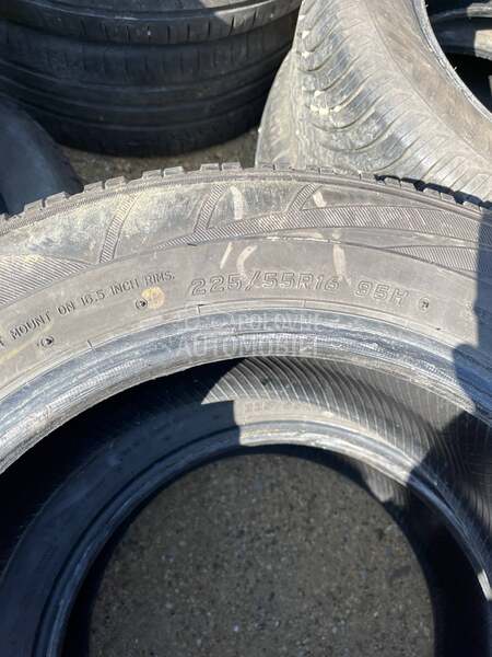 Falken 225/55 R16 Zimska