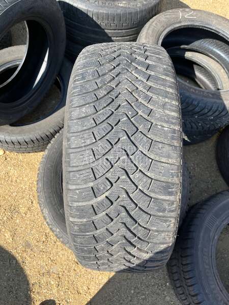 Falken 225/55 R16 Zimska