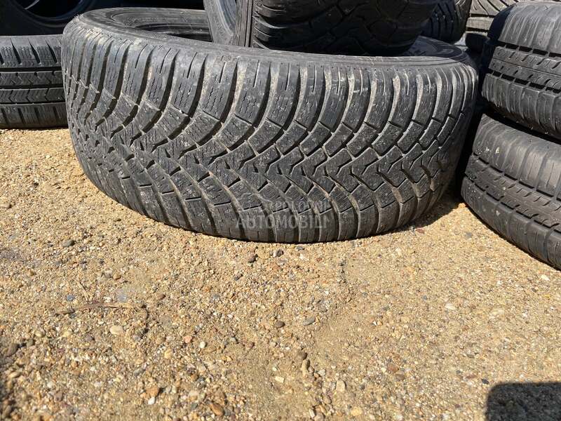 Falken 225/55 R16 Zimska