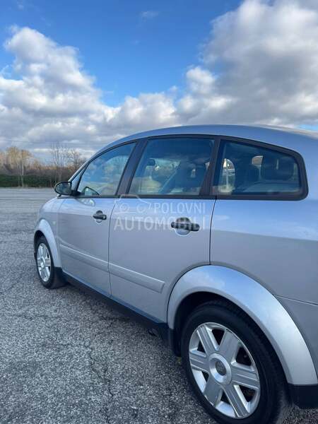 Audi A2 