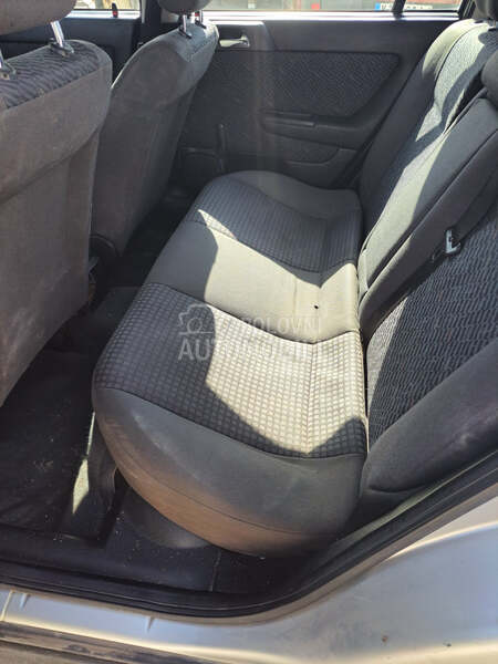 Opel Astra G 