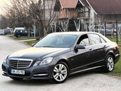 Mercedes Benz E 220 AVANTGARDE FUL