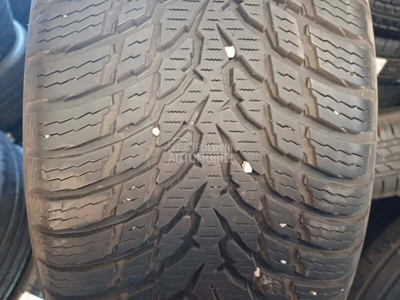 Nokian 225/50 R17 Zimska