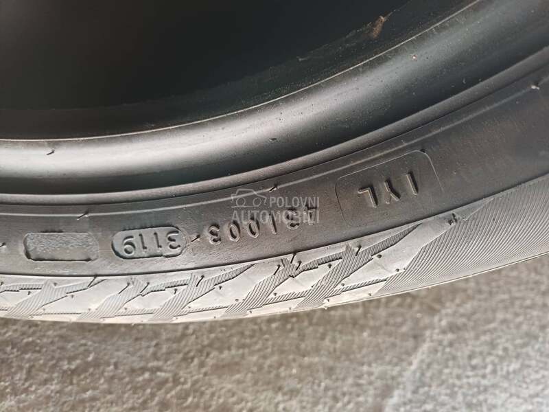 Nokian 225/50 R17 Zimska