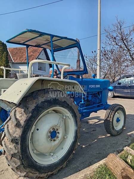 Ford 2000
