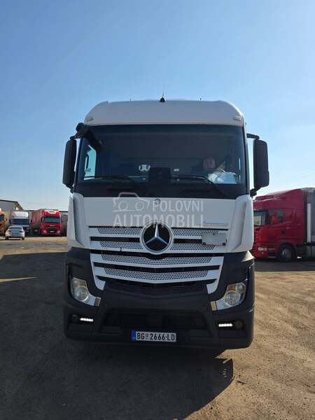 Mercedes Benz Actros tandem