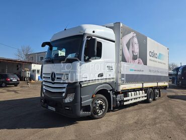 Mercedes Benz Actros tandem