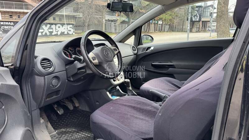 Opel Corsa D 1.4