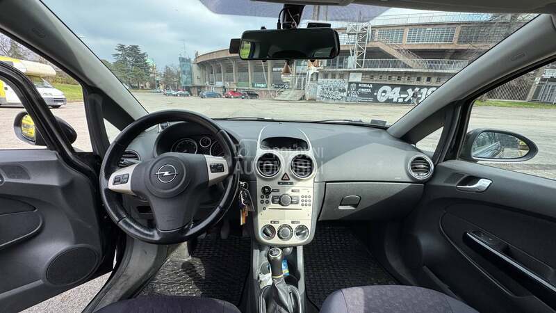 Opel Corsa D 1.4
