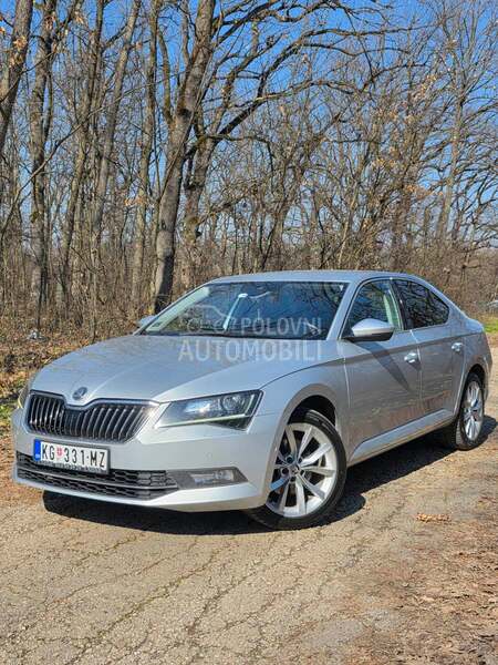 Škoda Superb 