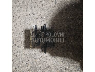 Brava gepeka za Renault Laguna od 2001. do 2007. god.