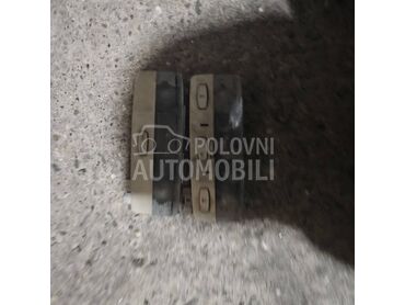 Unutrašnje svetlo za Renault Laguna od 2001. do 2007. god.