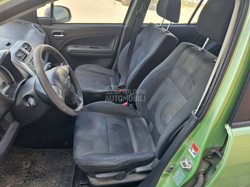 Opel Agila 1.0b ZA TRGOVCE