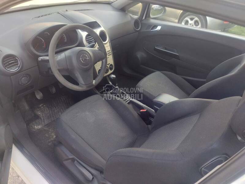 Opel Corsa D 