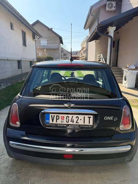 MINI One 