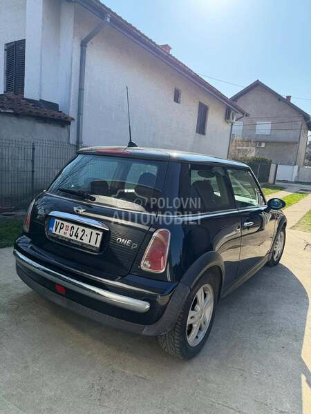 MINI One 