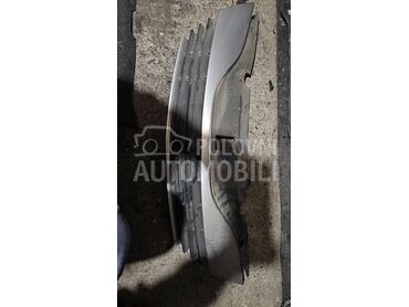 Maska za Renault Laguna od 2001. do 2007. god.