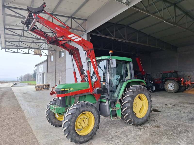 John Deere 5820 sa Utovarivačem