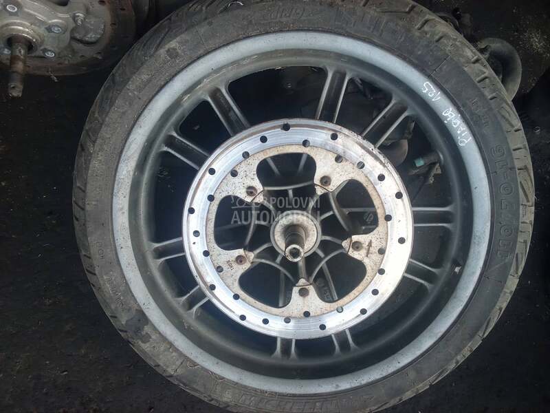 Tocak prednji  Pijagio 125