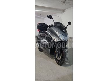 Yamaha T max