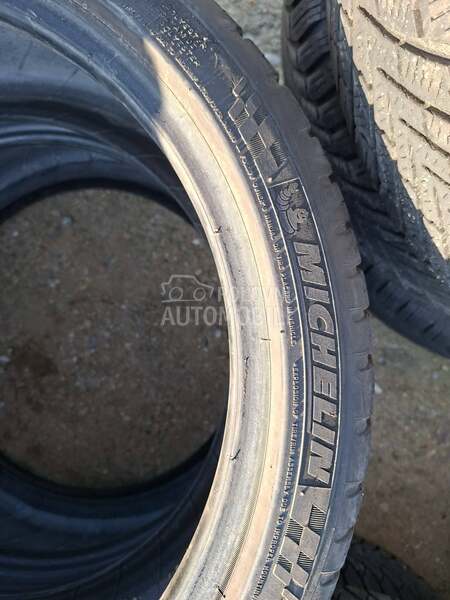 Michelin 215/40 R17 Letnja