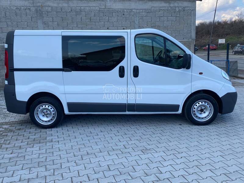 Opel Vivaro 2.0cdti KLIMA