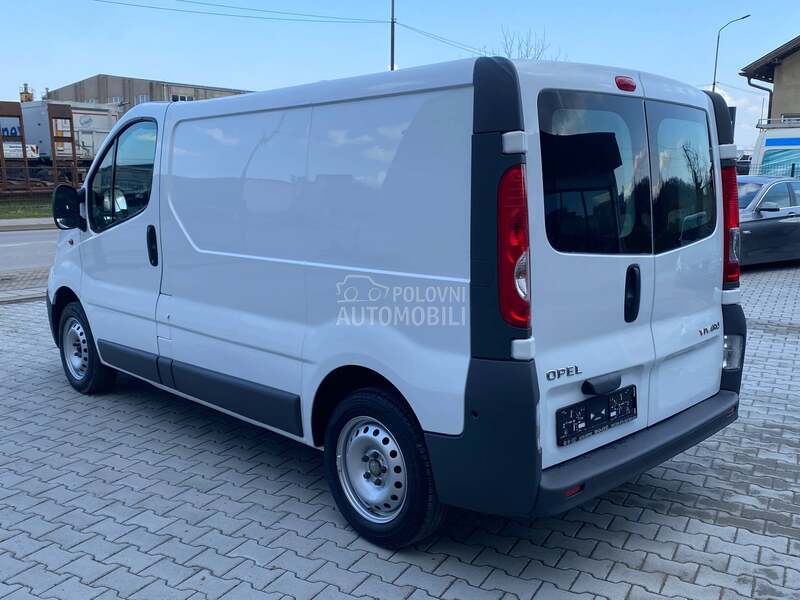 Opel Vivaro 2.0cdti KLIMA