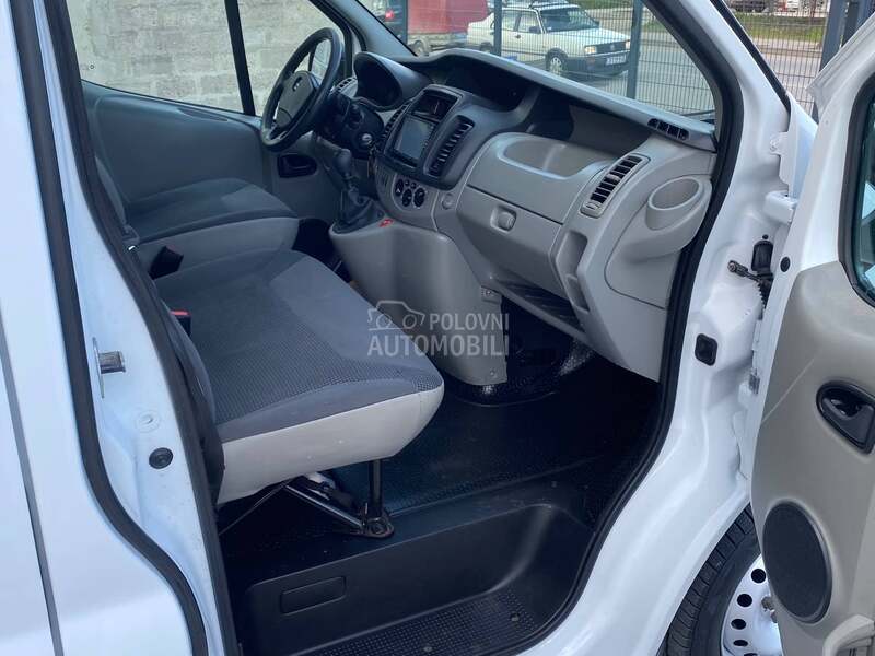 Opel Vivaro 2.0cdti KLIMA