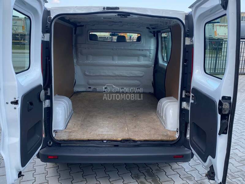 Opel Vivaro 2.0cdti KLIMA