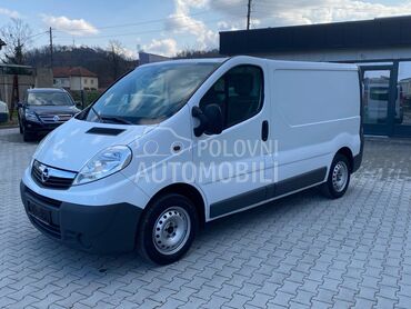 Opel Vivaro 2.0cdti KLIMA